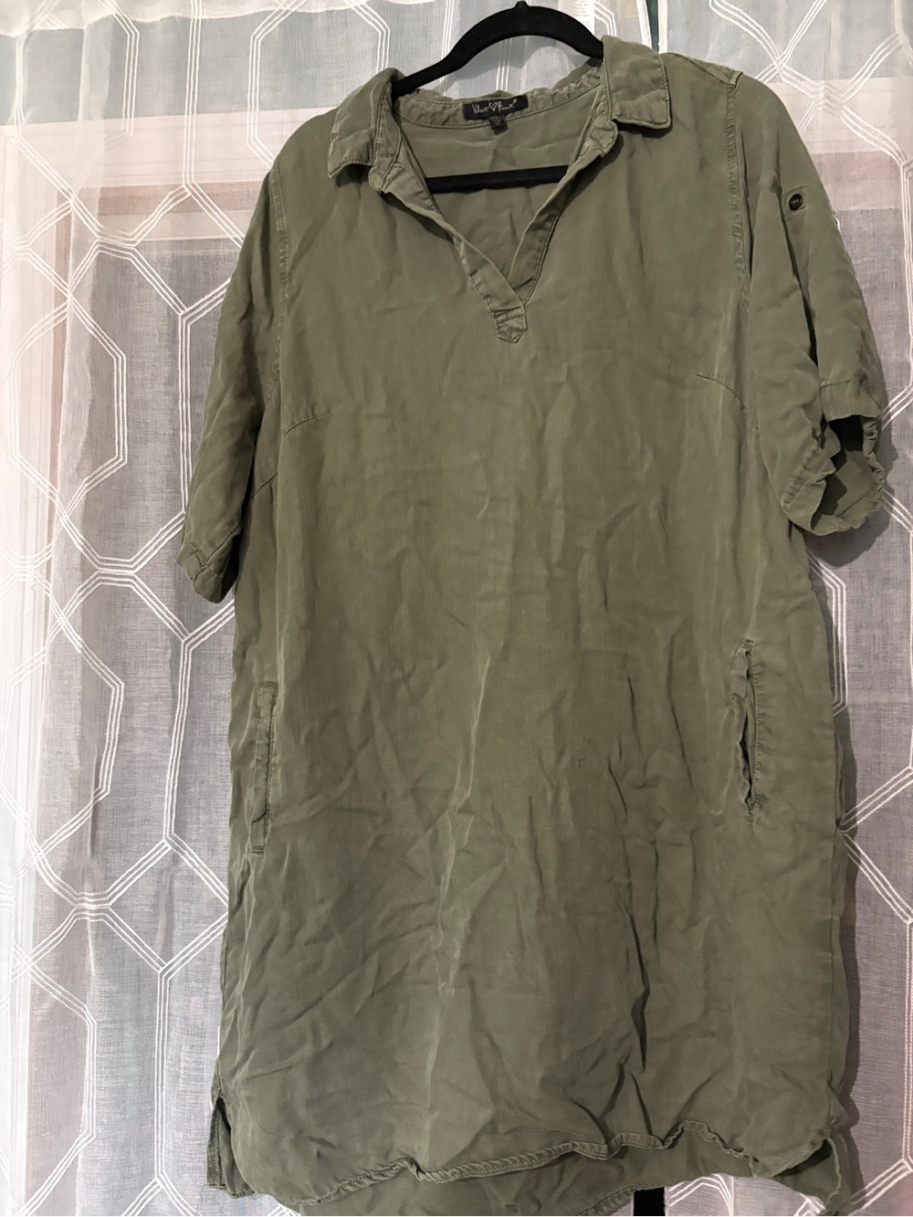 Velvet Heart Olive Green Midi Dress